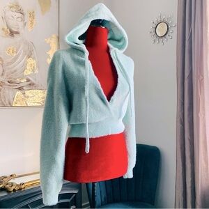 NORDSTROM GREEN FUZZY SWEATER